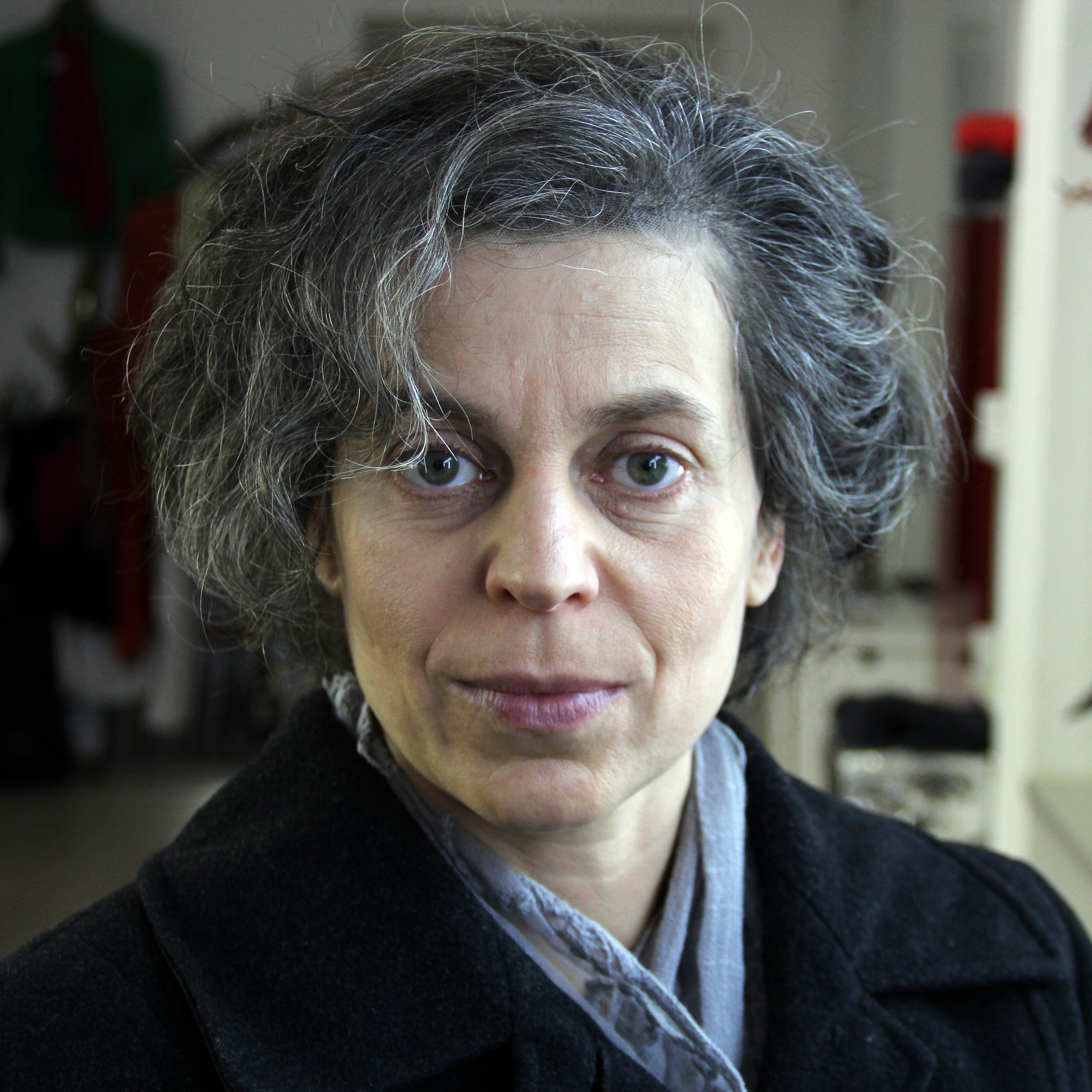 Dunkelgraue Perücke Echthaar