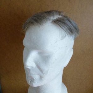 Herren-Toupet grau mit Scheitel